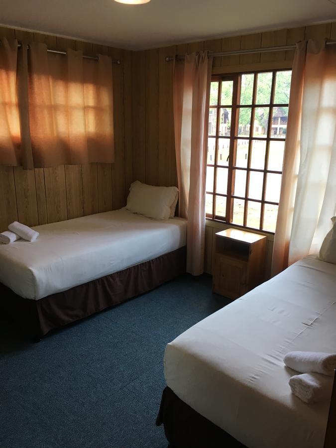 Dragon Peaks Mountain Resort Champagne Valley Eksteriør bilde
