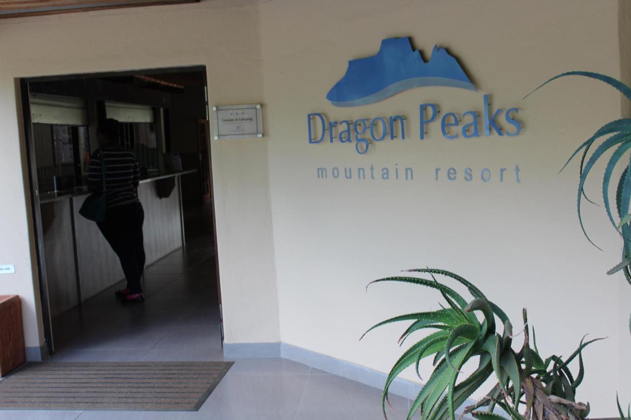 Dragon Peaks Mountain Resort Champagne Valley Eksteriør bilde